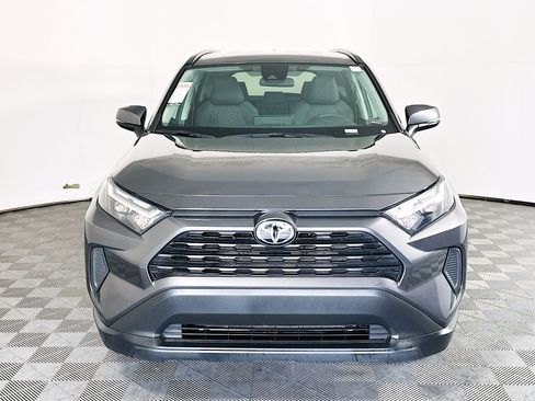 Used 2025 Toyota RAV4 XLE FWD image 8