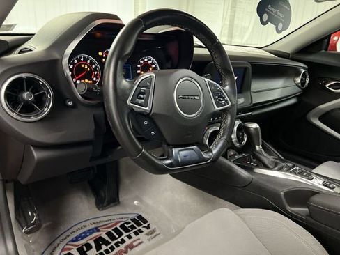 Certified 2022 Chevrolet Camaro LT RWD image 10