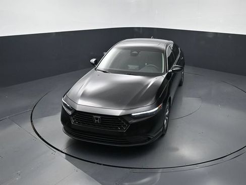 Used 2024 Honda Accord EX image 22