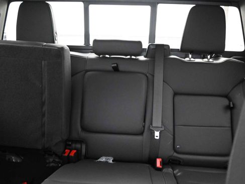 New 2026 GMC Sierra 2500 SLT w/ SLT Premium Package image 23