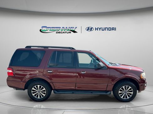 Used 2017 Ford Expedition XLT RWD image 9