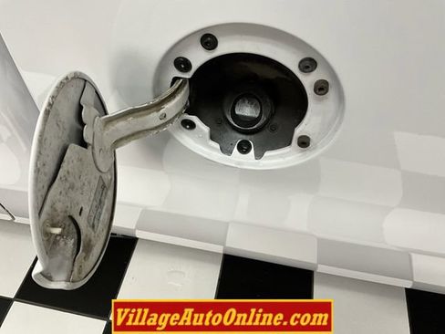 Used 2018 GMC Sierra 1500 2WD Regular Cab image 27