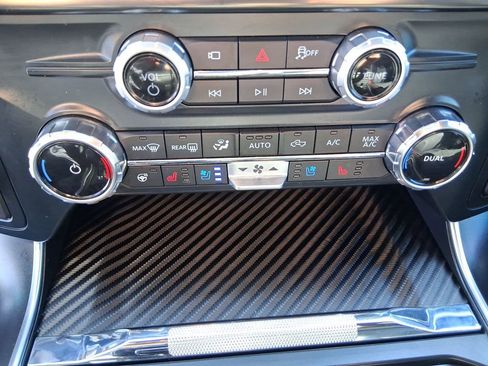 Used 2025 Ford F150 Raptor image 18