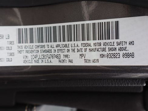 Used 2015 Jeep Cherokee Latitude w/ Cold Weather Group image 42