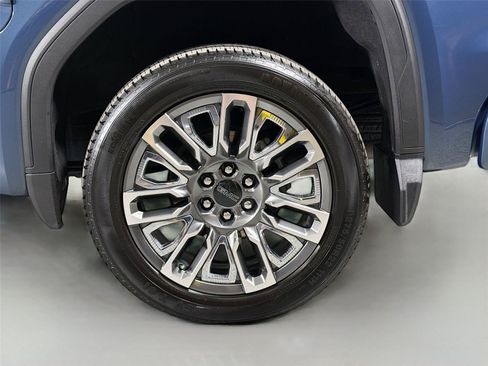 Used 2024 GMC Sierra 1500 Denali Ultimate AWD/4WD image 29