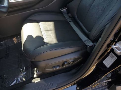 New 2026 Jeep Cherokee Overland image 22