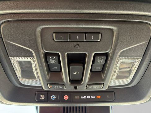 Used 2024 GMC Sierra 1500 AT4 w/ Technology Package AWD/4WD image 38