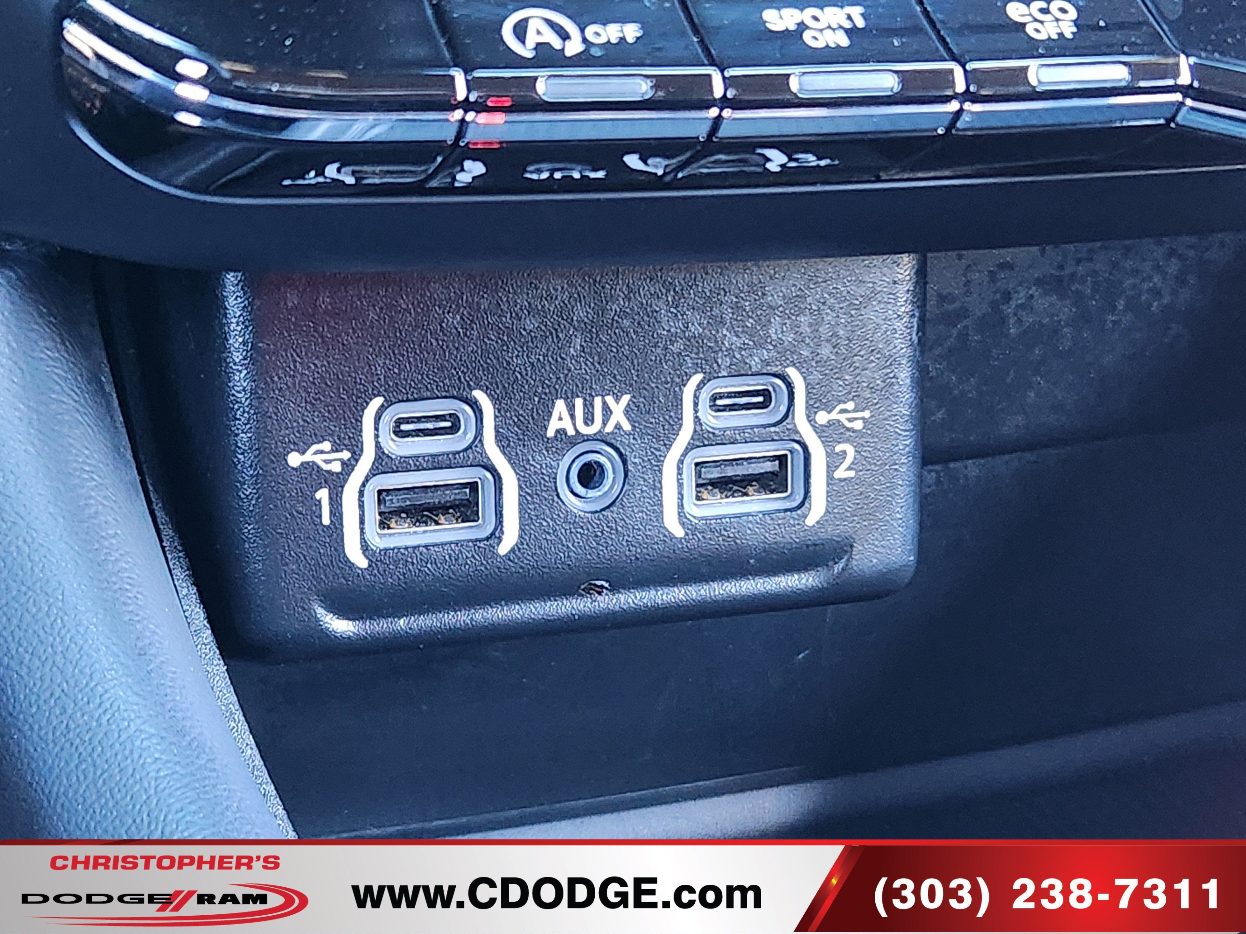 Used 2025 Dodge Durango GT AWD/4WD image 28