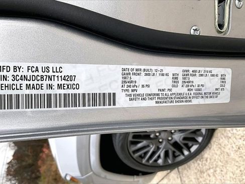 Used 2022 Jeep Compass High Altitude image 16