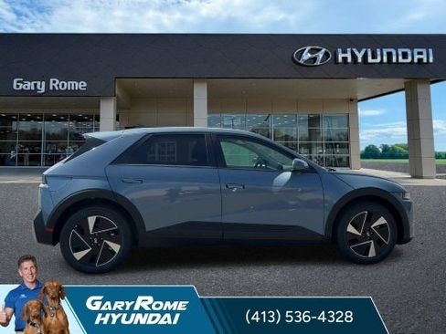 New 2026 Hyundai Ioniq 5 SE AWD/4WD image 9