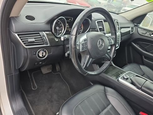 Used 2015 Mercedes-Benz GL 450 4MATIC image 10