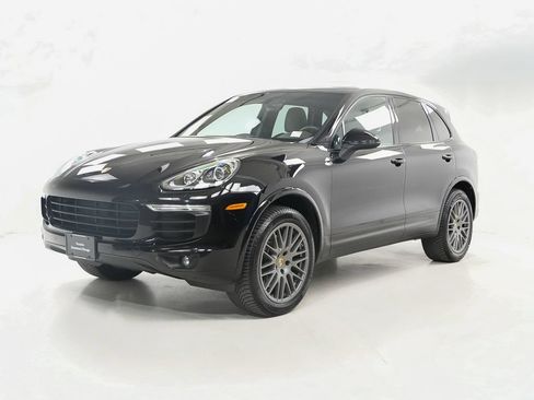 Used 2017 Porsche Cayenne Platinum Edition AWD/4WD image 1