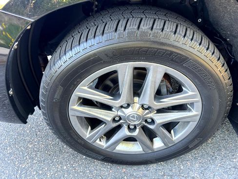 Used 2013 Lexus LX 570 4WD image 33