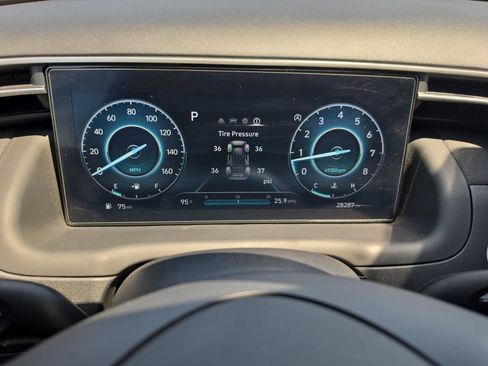 Certified 2023 Hyundai Tucson SEL w/ Convenience Package FWD image 16