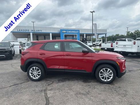 New 2026 Chevrolet TrailBlazer LS FWD image 2