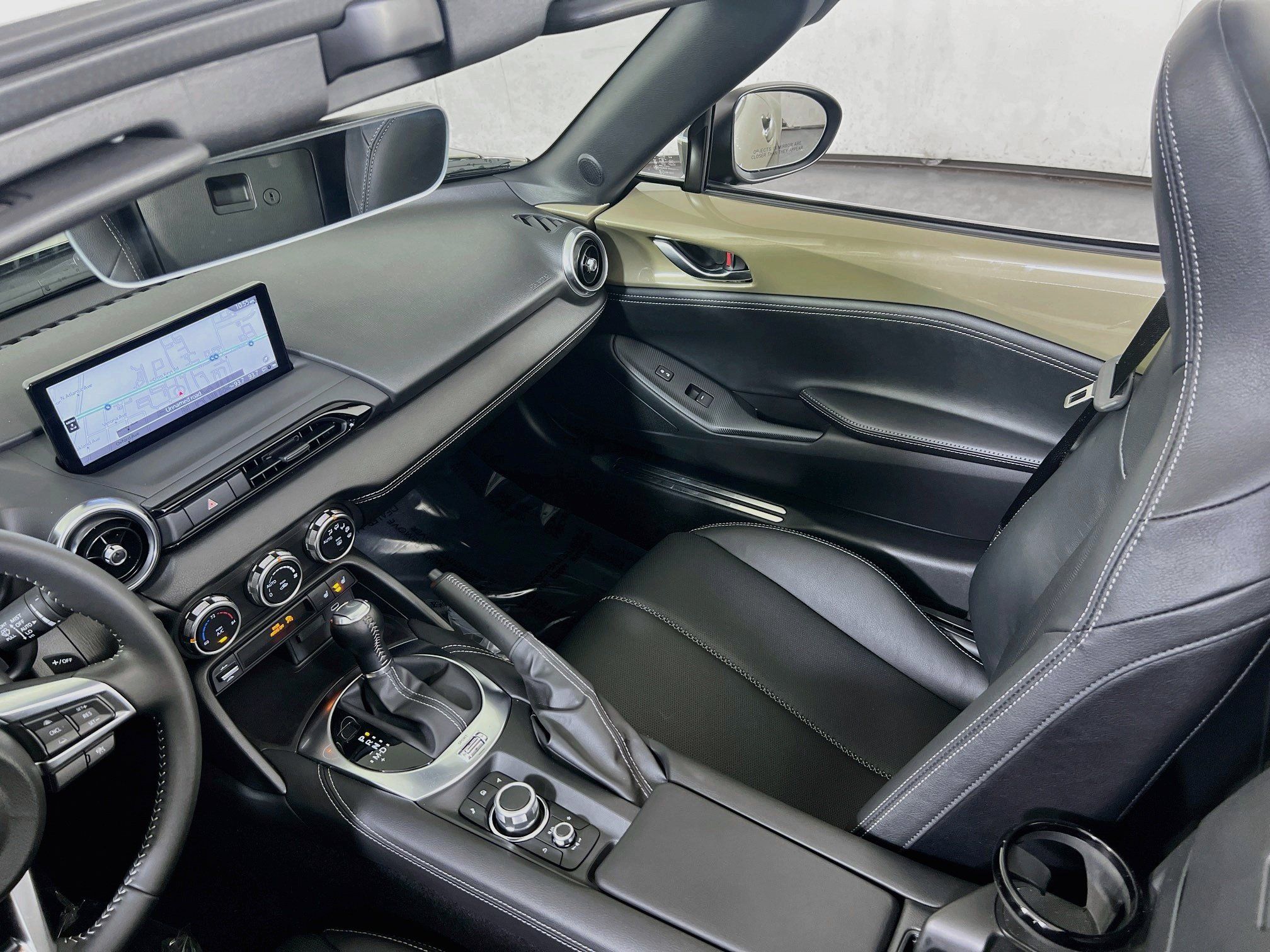 Used 2024 MAZDA MX-5 Miata RF Grand Touring RWD image 23