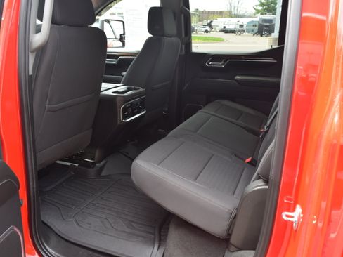 Used 2023 GMC Sierra 1500 Elevation w/ X31 Off-Road Package AWD/4WD image 11