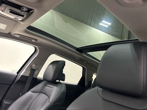 New 2026 Kia Sportage EX image 25