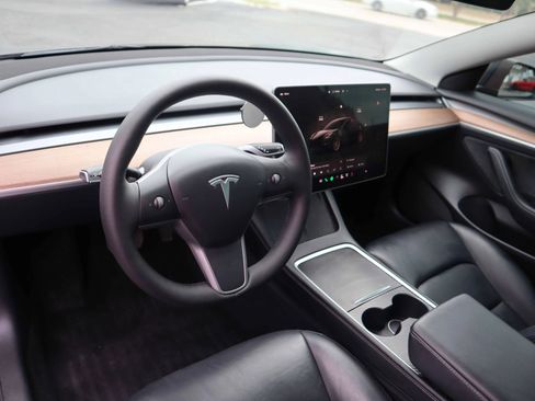 Used 2022 Tesla Model 3 RWD image 10
