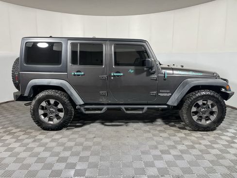 Used 2016 Jeep Wrangler Unlimited Sport AWD/4WD image 9