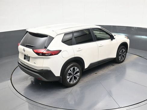 Certified 2023 Nissan Rogue SV FWD image 30