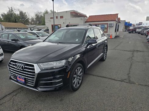 Used 2018 Audi Q7 3.0T Premium Plus w/ Premium Plus Package AWD/4WD image 4