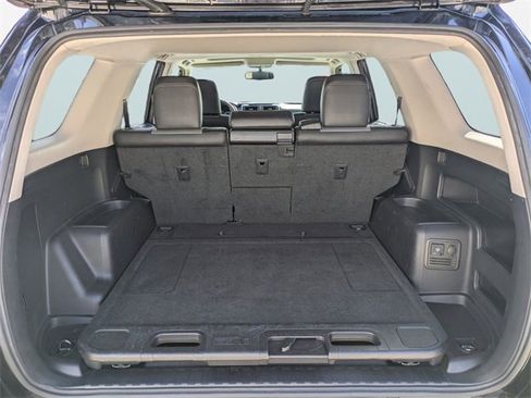 Used 2016 Toyota 4Runner SR5 Premium image 13