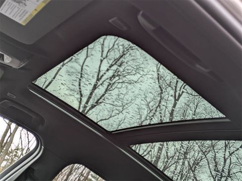 New 2025 BMW X1 M35i w/ Premium Package image 10