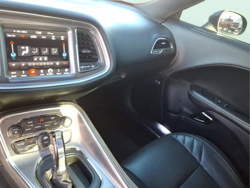 Used 2019 Dodge Challenger SRT Hellcat Redeye RWD image 21