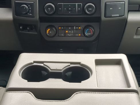 Used 2020 Ford F350 XL w/ Power Equipment Group image 17