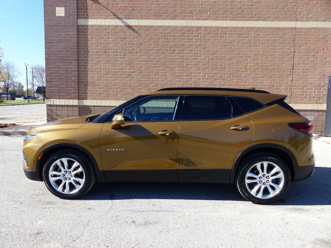 Used 2019 Chevrolet Blazer LT w/ Sun and Wheels Package AWD/4WD image 5