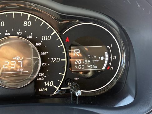 Used 2015 Nissan Versa Note FWD image 41
