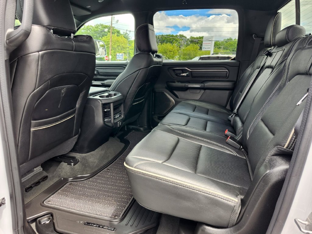 Used 2023 RAM 1500 Limited AWD/4WD image 16