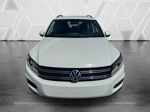 Used 2017 Volkswagen Tiguan Limited w/ Premium Package AWD/4WD image 3