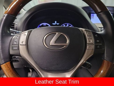 Used 2013 Lexus RX 450h AWD w/ Navigation Pkg image 18
