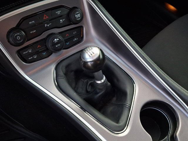 Used 2019 Dodge Challenger R/T w/ Shaker Package RWD image 15