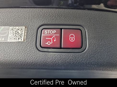 Certified 2023 Mercedes-Benz GLC 300 4MATIC image 37