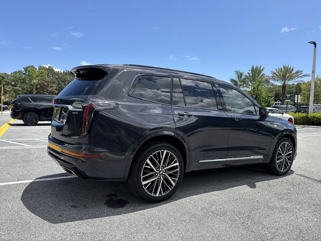 Used 2024 Cadillac XT6 Sport w/ Platinum Package AWD/4WD image 24