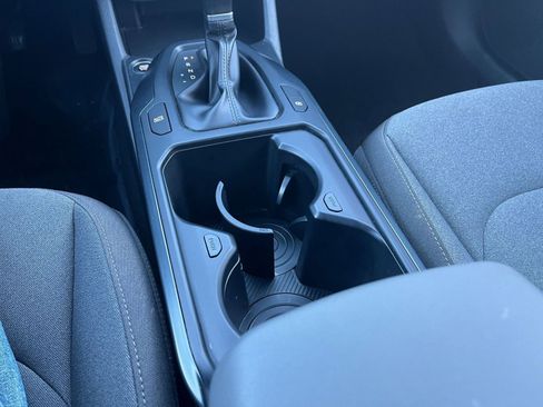 Used 2025 Kia K4 LXS image 40