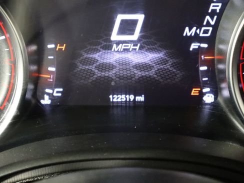 Used 2019 Dodge Charger SXT RWD image 33
