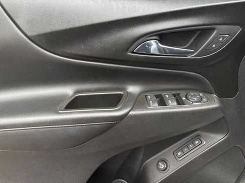 Used 2020 Chevrolet Equinox Premier image 13