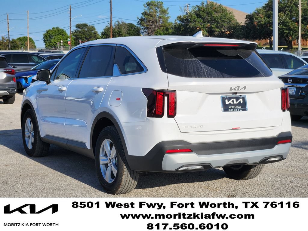 New 2026 Kia Sorento LX FWD image 4