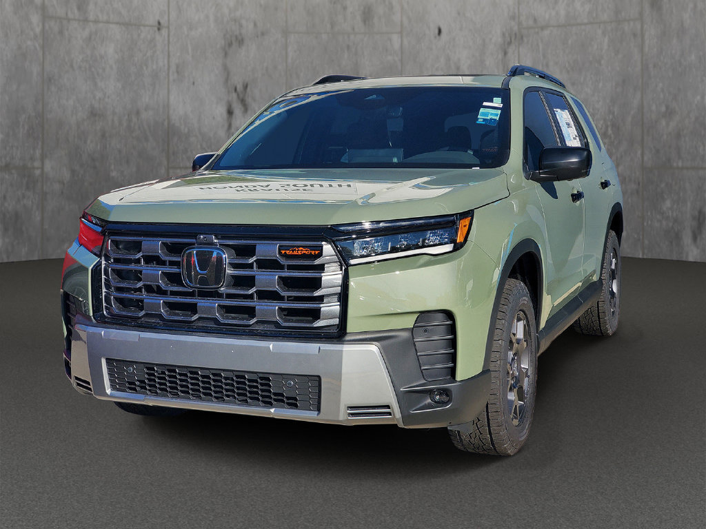 New 2026 Honda Pilot TrailSport image 3