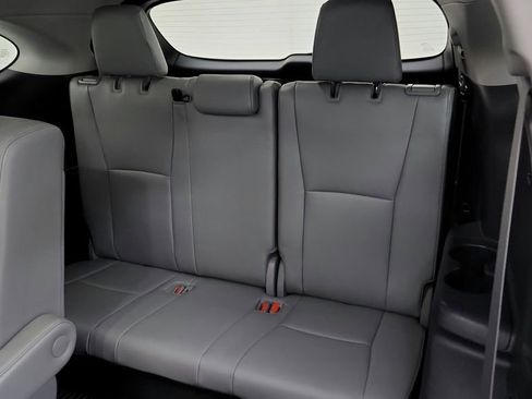 Used 2021 Toyota Highlander Limited AWD/4WD image 22