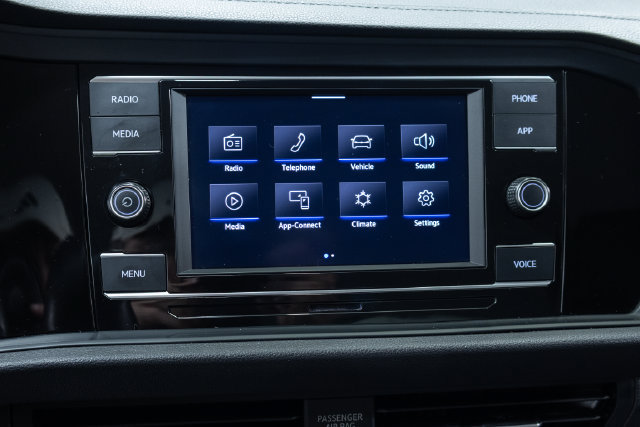 Used 2024 Volkswagen Jetta SE FWD image 12