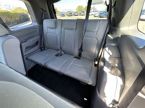 Used 2011 Honda Pilot LX image 31