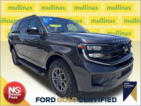 Used 2025 Ford Expedition Active RWD image 1