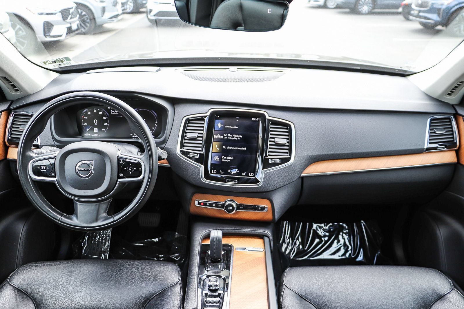 Used 2021 Volvo XC90 T8 Inscription Expression w/ Advanced Package AWD/4WD image 13