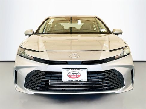 New 2025 Toyota Camry LE image 2