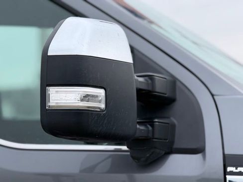 Used 2024 Ford F250 Platinum image 10